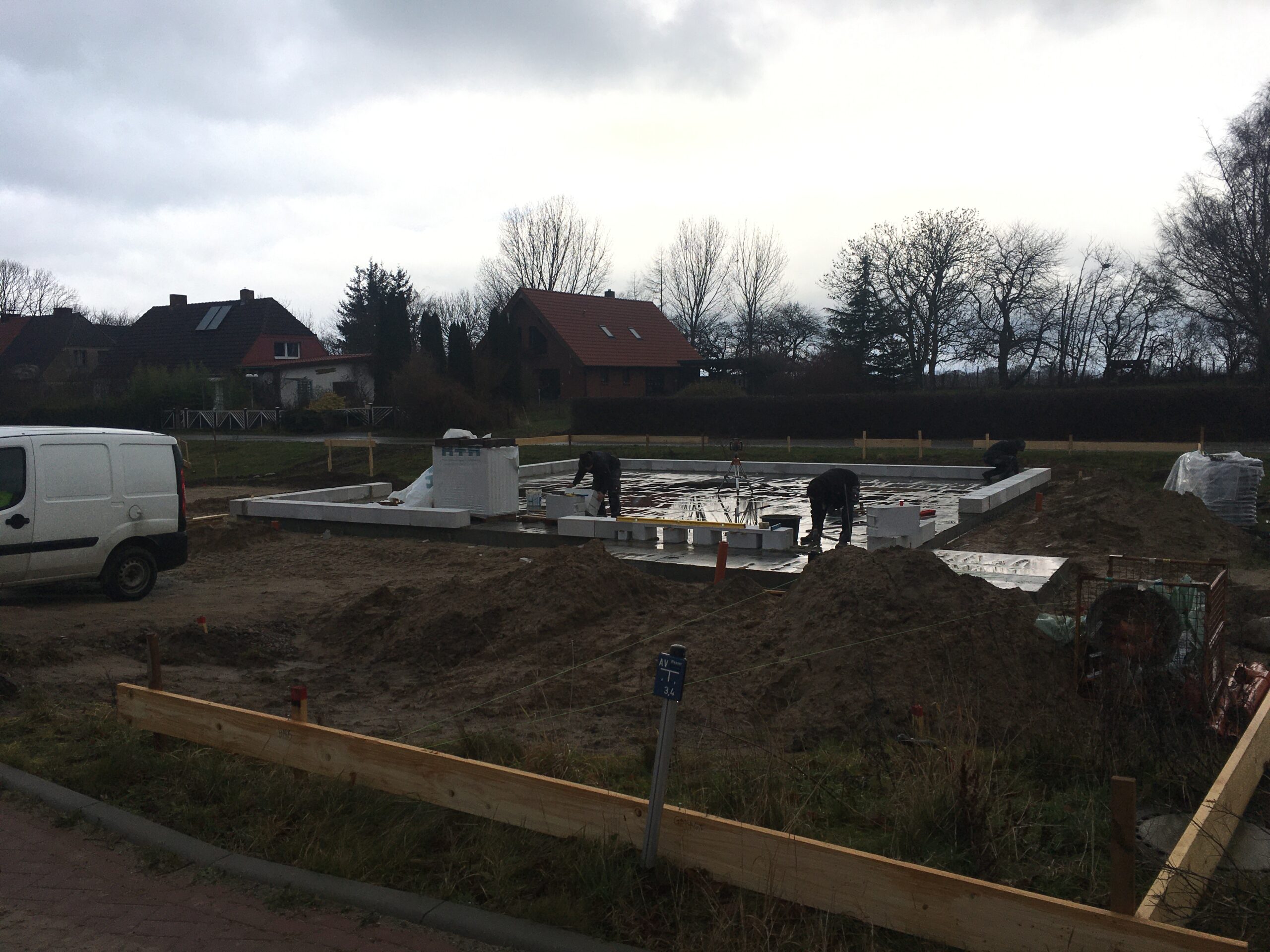 Beginn der Bauarbeiten bei den Golfvillen in Ranzow
