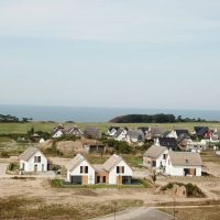Luftbild von Neubauhäusern beim Dranske-Projekt